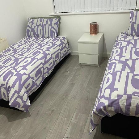 Calm House Twin Beds Apartment Coventry Ngoại thất bức ảnh